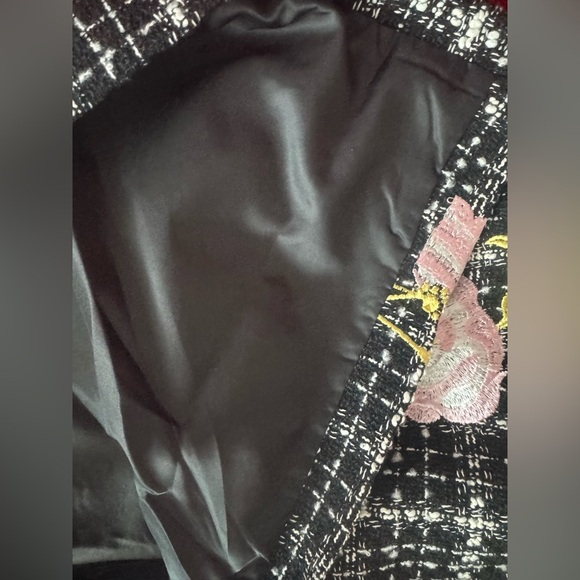 Elegant Black Floral Women's Skirt - Picture 6 of 12